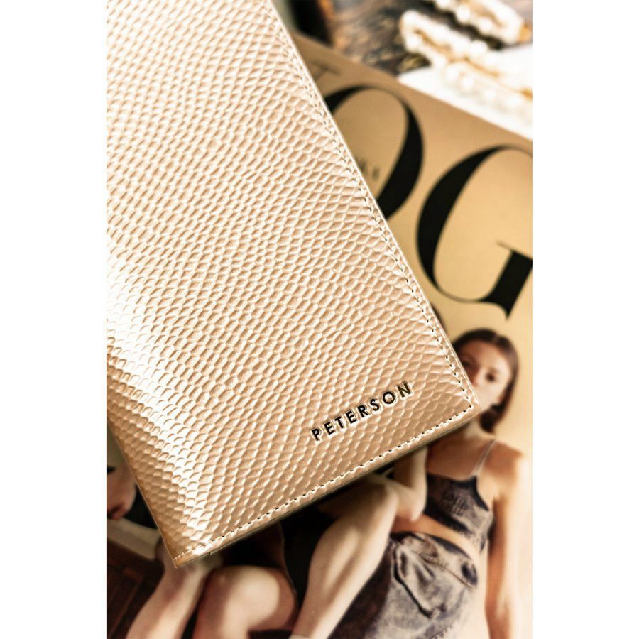 Arany színű, mágnespatentos, nagy pénztárca