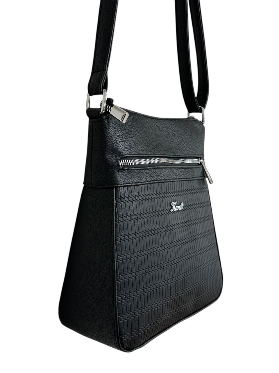 Fekete Karen egyterű oldaltáska Fekete Karen egyterű oldaltáska