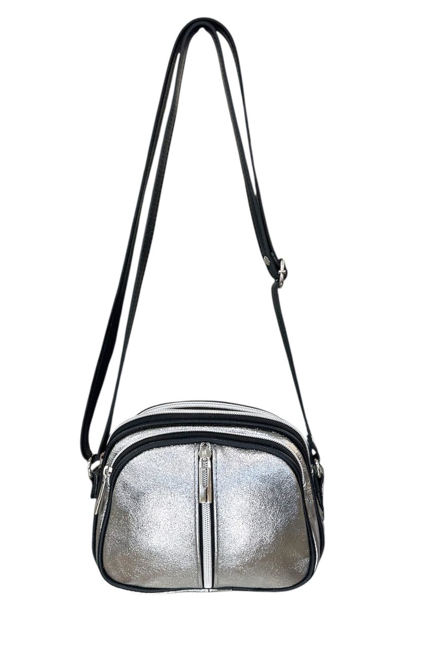 Ezüst bőr 3 rekeszes pici oldaltáska Ezüst bőr 3 rekeszes pici oldaltáska