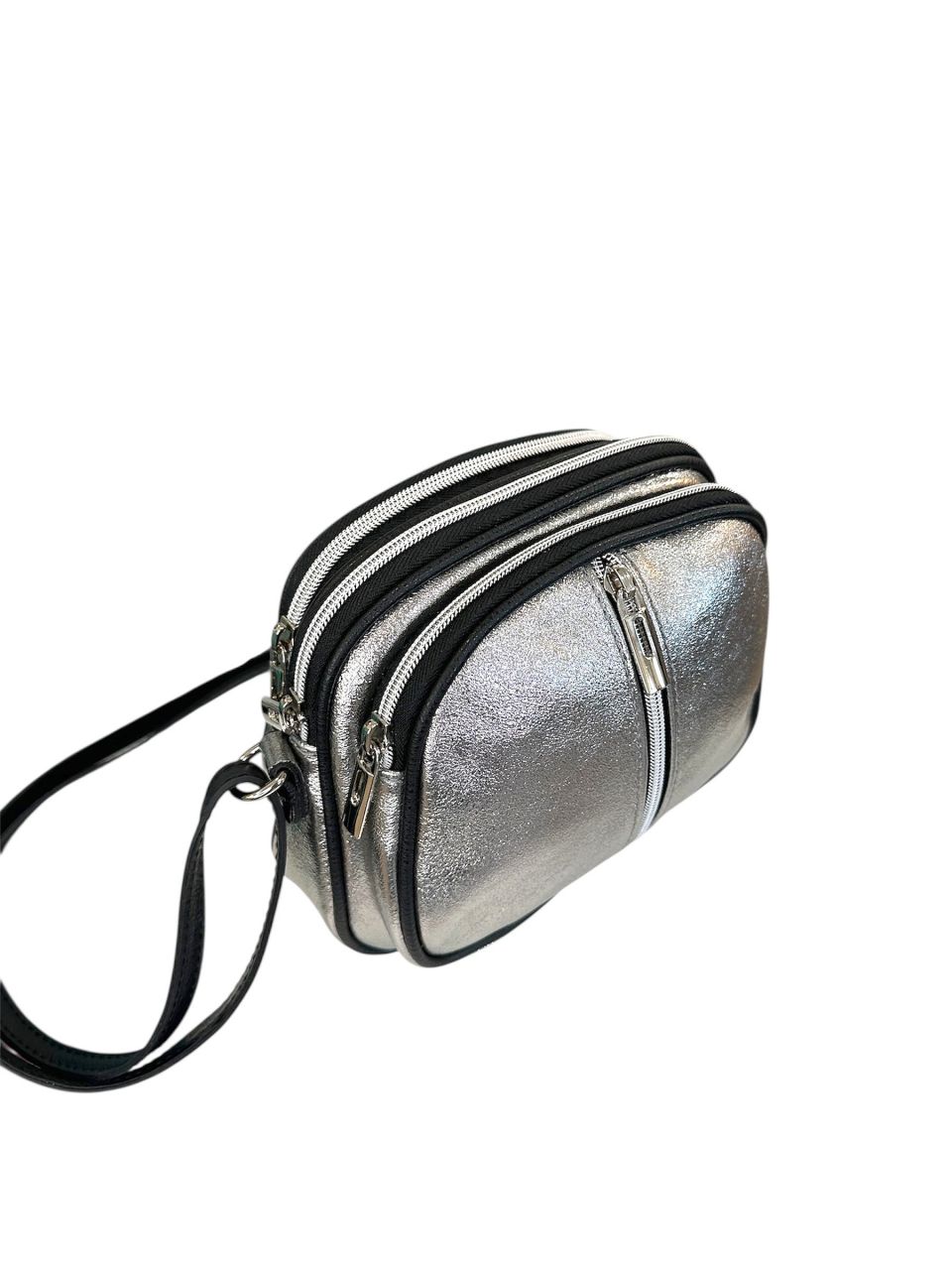 Ezüst bőr 3 rekeszes pici oldaltáska Ezüst bőr 3 rekeszes pici oldaltáska