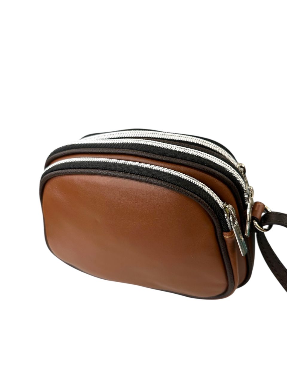 Barna bőr 3 rekeszes pici oldaltáska Barna bőr 3 rekeszes pici oldaltáska