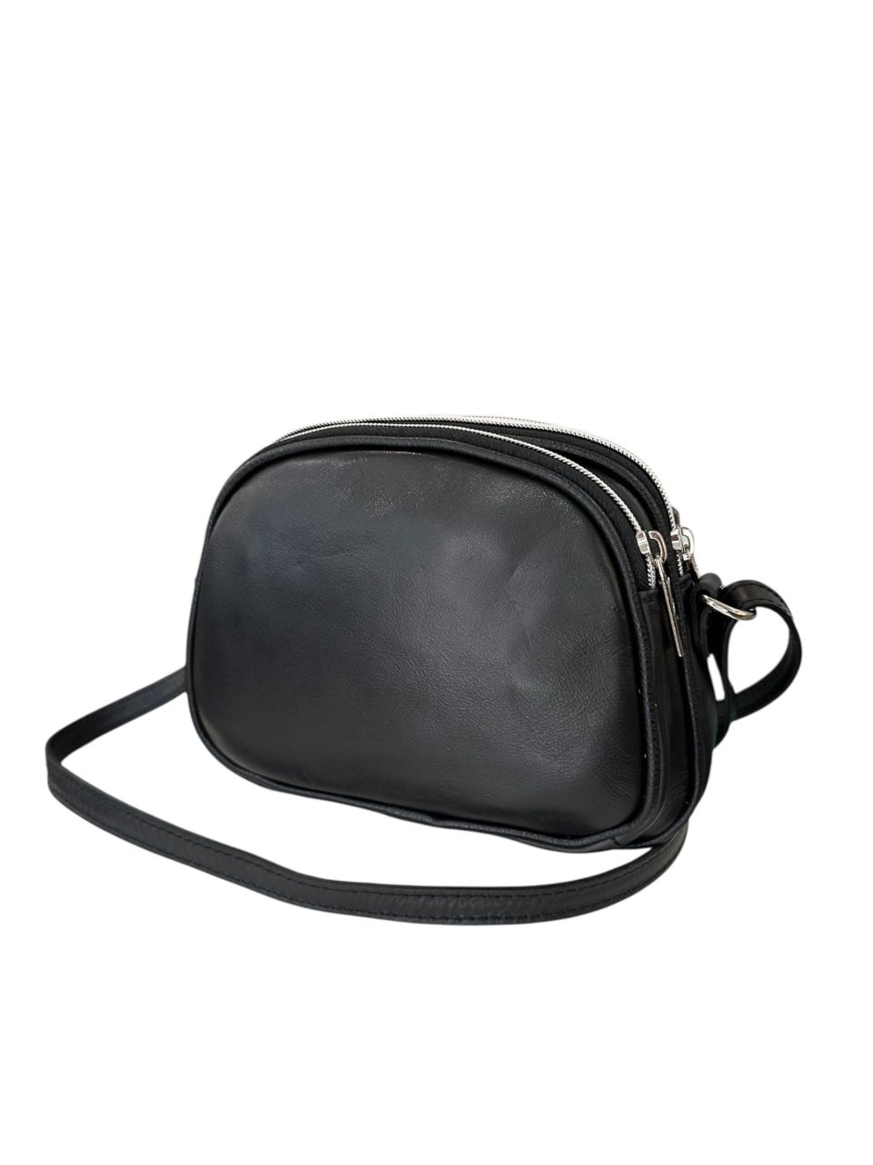 Fekete bőr 3 rekeszes pici oldaltáska Fekete bőr 3 rekeszes pici oldaltáska