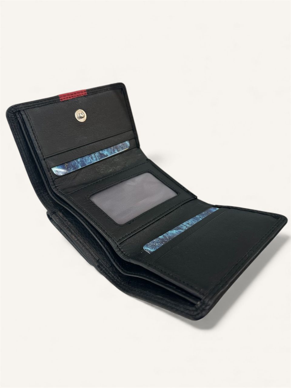 Fekete - piros Gina Monti kisméretű bőr pénztárca Fekete - piros Gina Monti kisméretű bőr pénztárca