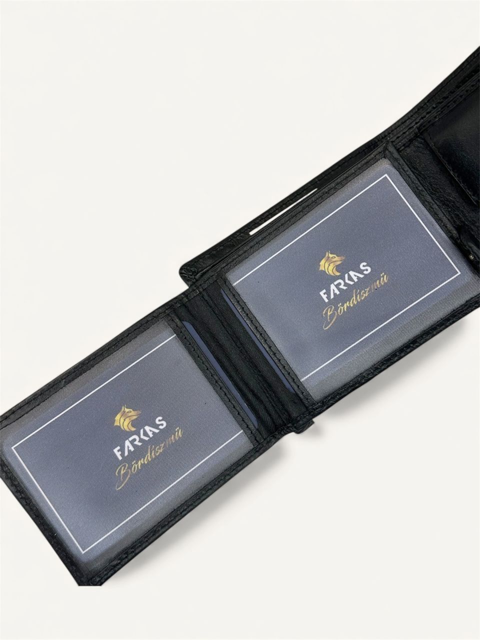 Fekete kisebb patentos férfi bőr pénztárca