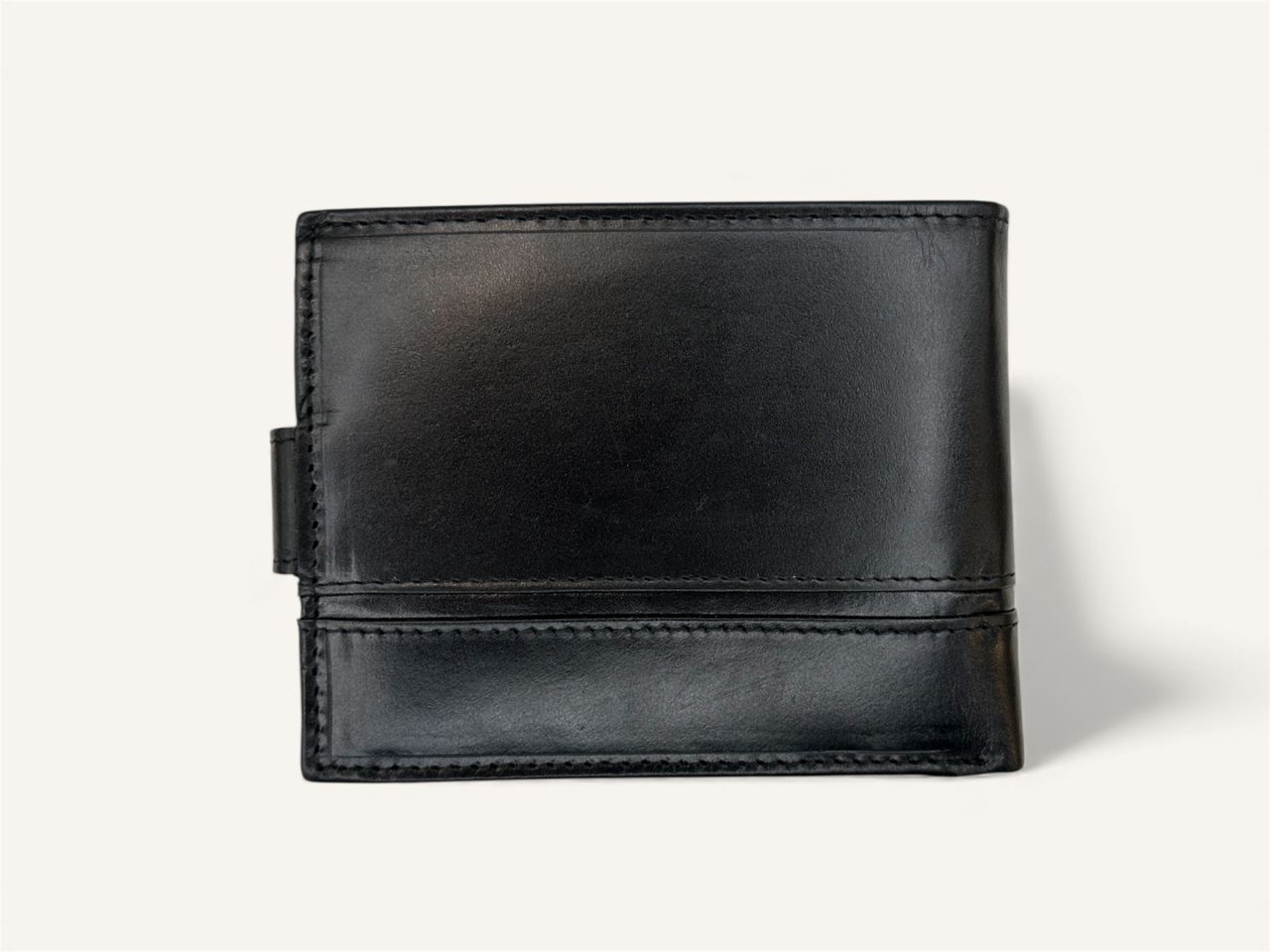 Fekete nagyobb patentos férfi bőr pénztárca