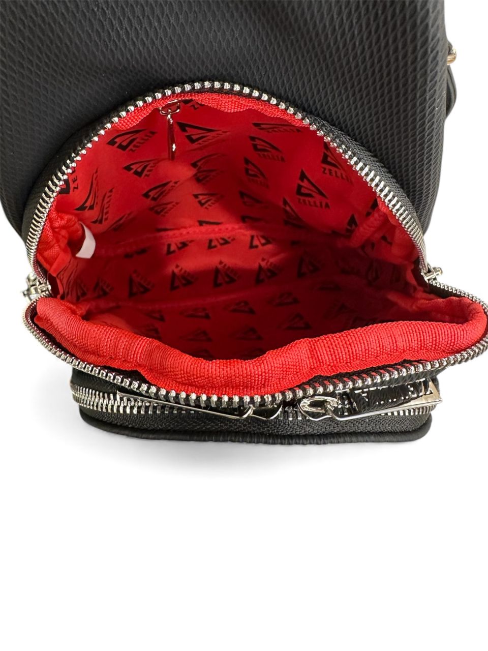 Fekete Zellia női testtáska Fekete Zellia női testtáska