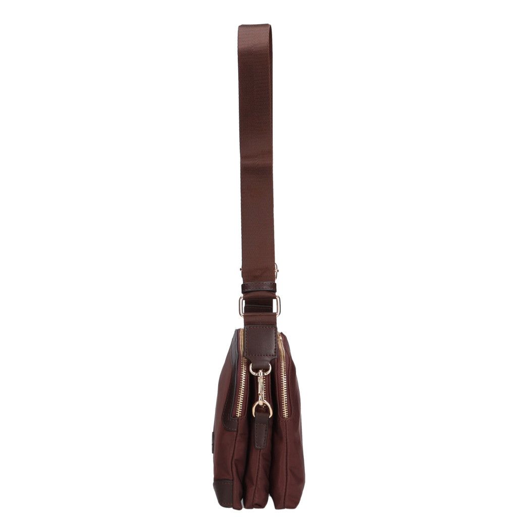 Barna sok zsebes kisebb oldaltáska Barna sok zsebes kisebb oldaltáska