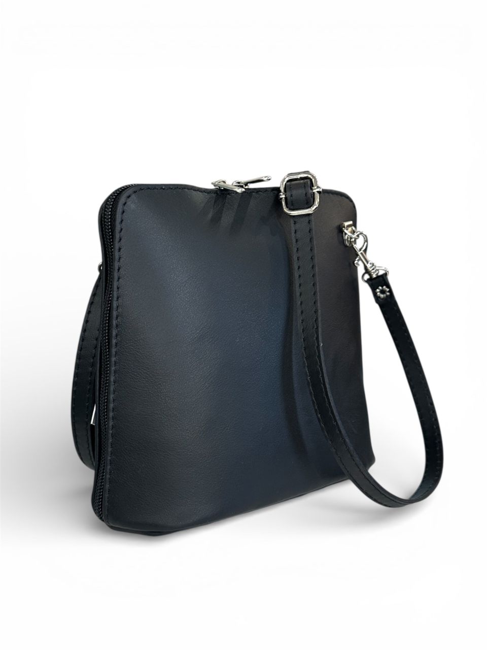 Fekete kicsi bőr oldaltáska