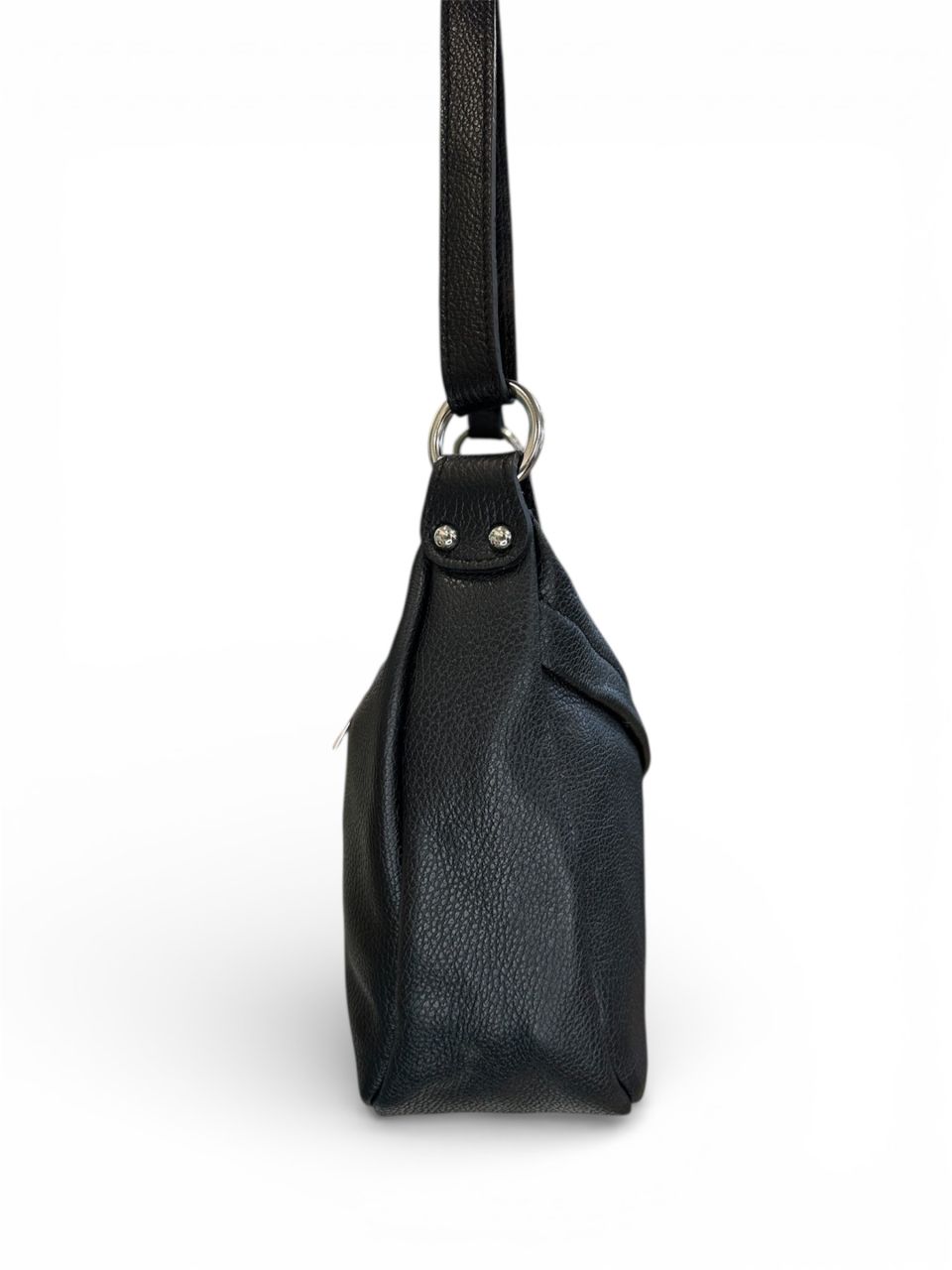 Fekete női bőr oldaltáska