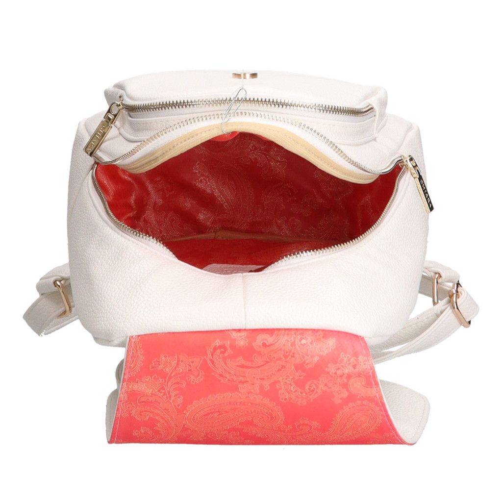 Fehér Chiara fedeles hátizsák