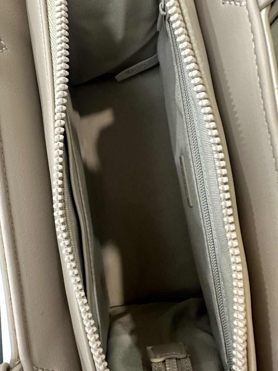 Világos barna David Jones kézitáska, közepes