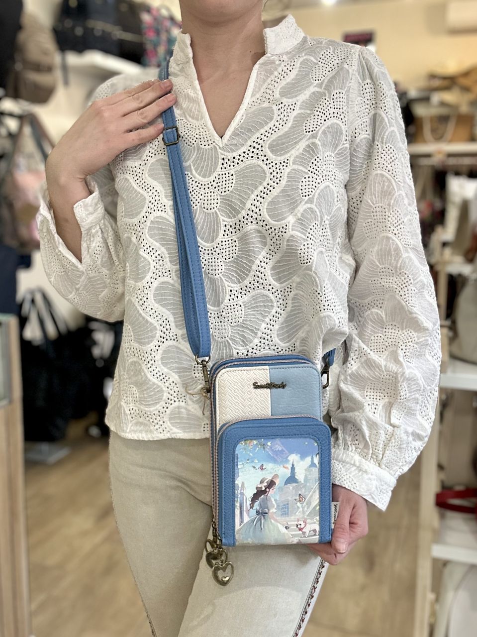 Sweet Candy Pillangóváros mobil oldal/válltáska