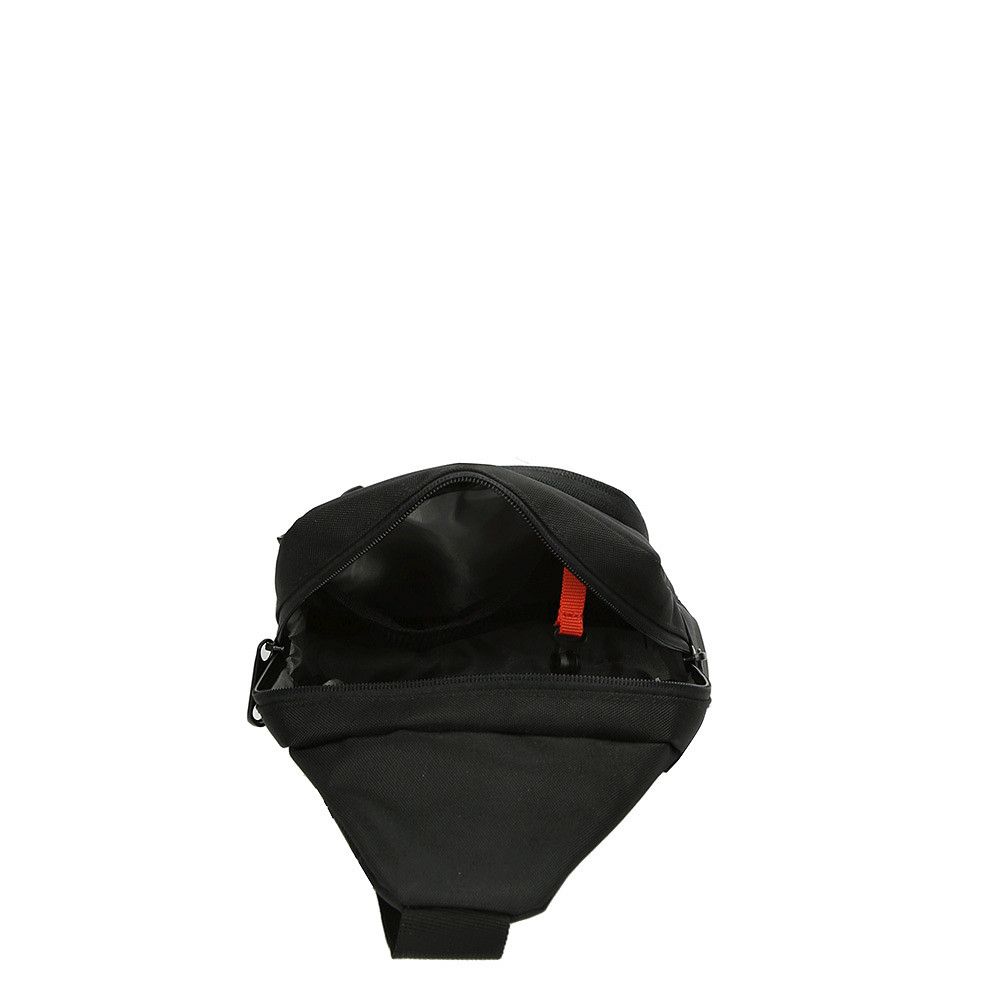 Fekete férfi testtáska