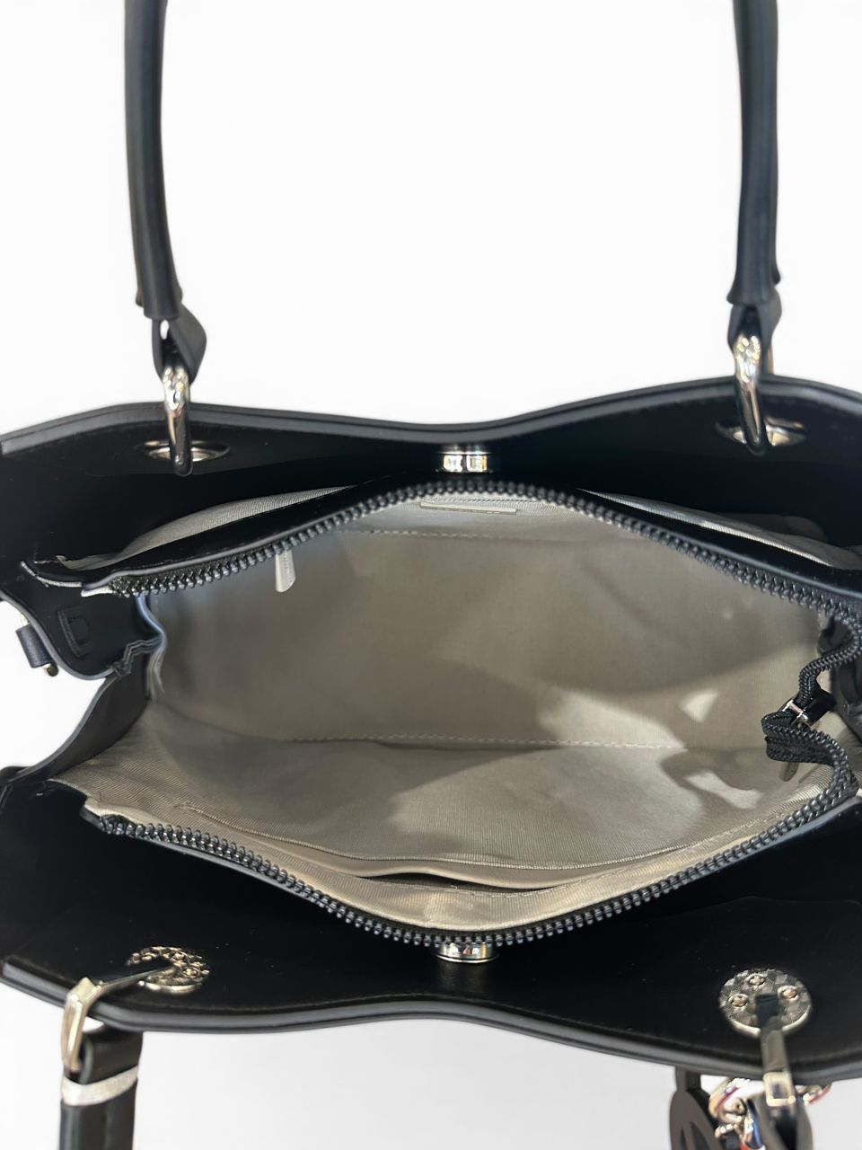 Fekete David Jones 3 rekeszes kézitáska, közepes