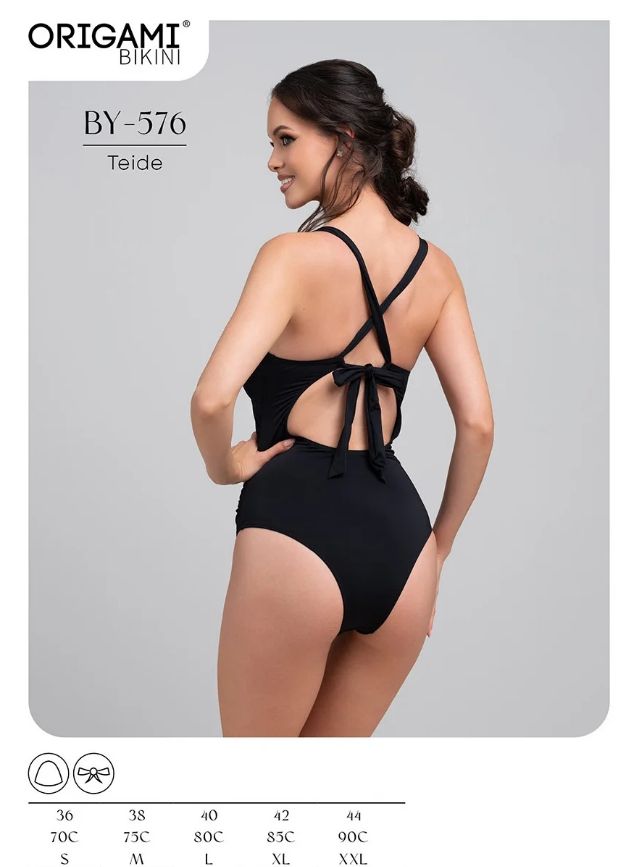 Origami Bikini C, egyrészes megkötős fekete fürdőruha Origami Bikini C, egyrészes megkötős fekete fürdőruha