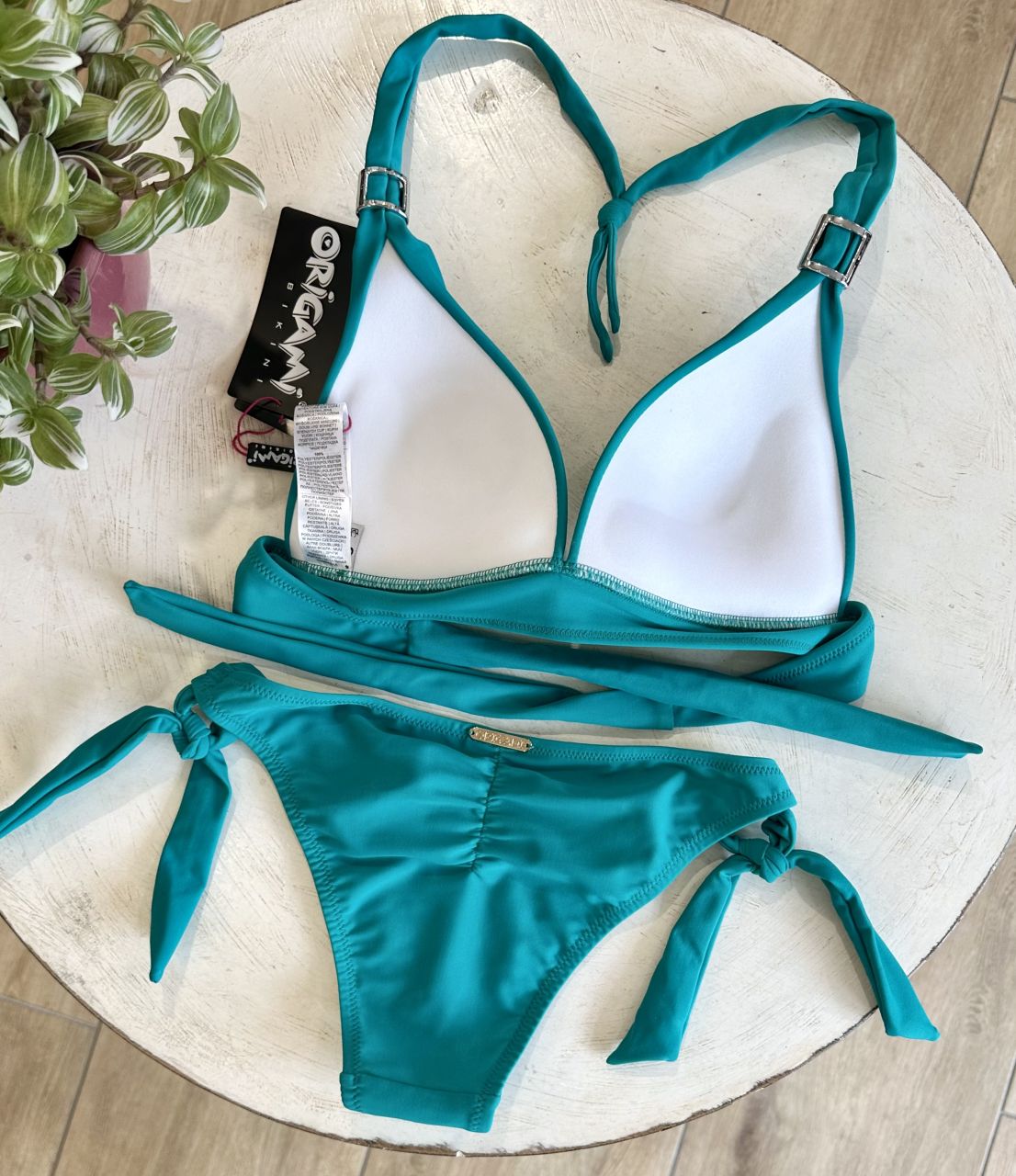 Origami Bikini B kosár, türkiz nyakban köthető Origami Bikini B kosár, türkiz nyakban köthető